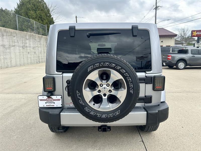 Jeep Wrangler Unlimited Sahara 4WD 2017