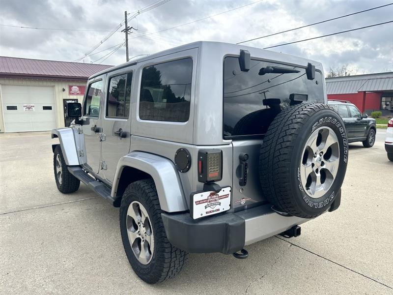 Jeep Wrangler Unlimited Sahara 4WD 2017