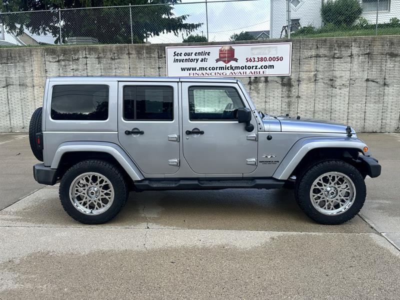 2017 Jeep Wrangler Unlimited Sahara 4WD