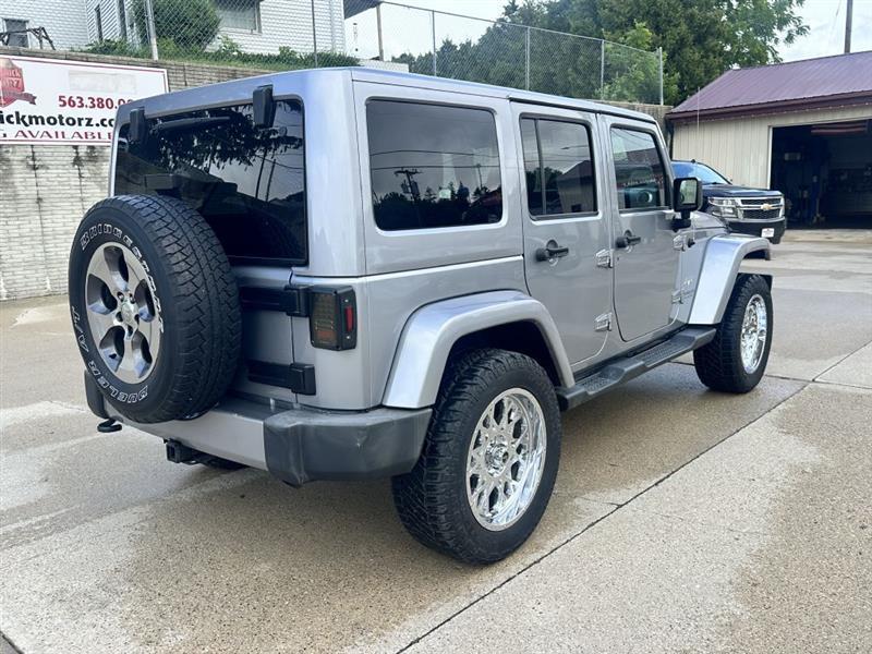 Jeep Wrangler Unlimited Sahara 4WD 2017