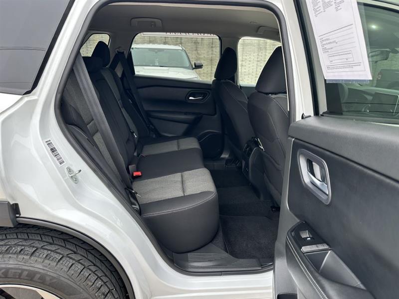 Nissan Rogue SV AWD 2024