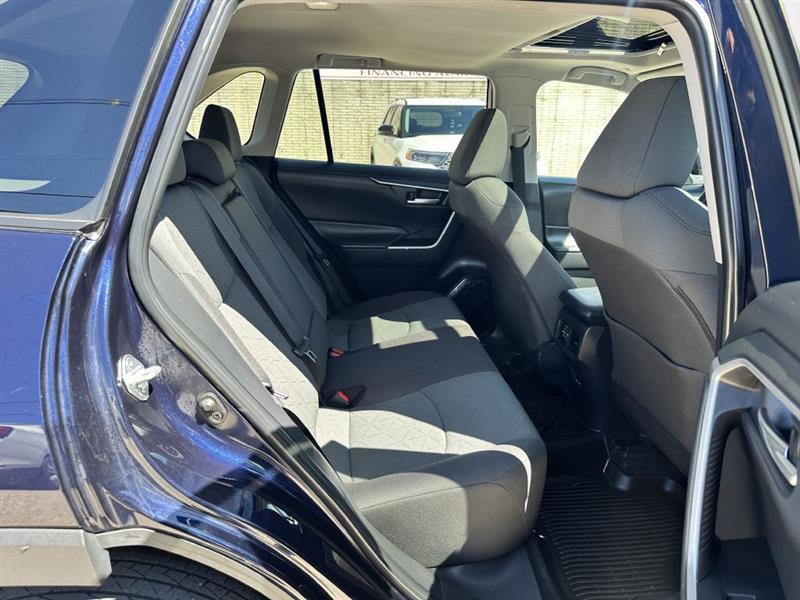 Toyota RAV4 XLE AWD 2023
