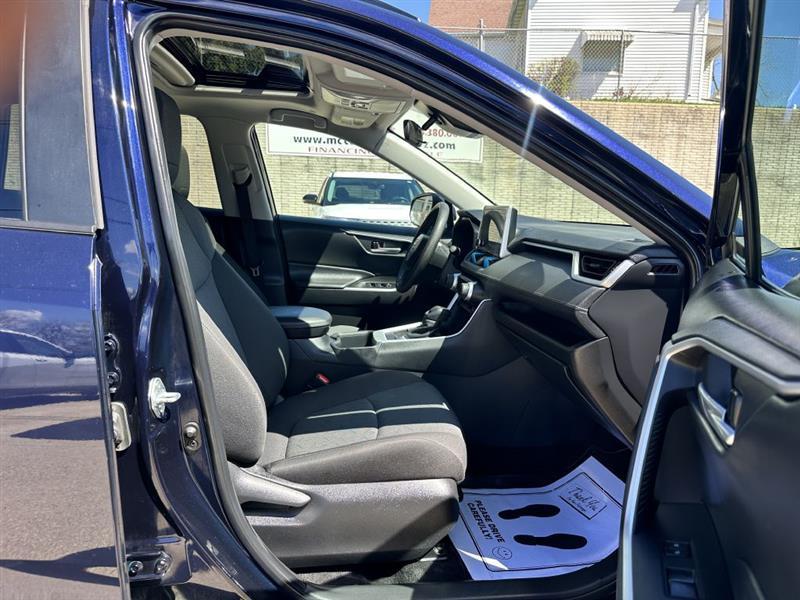 Toyota RAV4 XLE AWD 2023