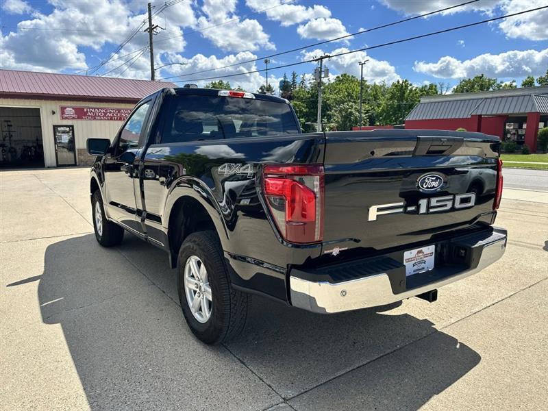 Ford F-150 XL 4WD 2024
