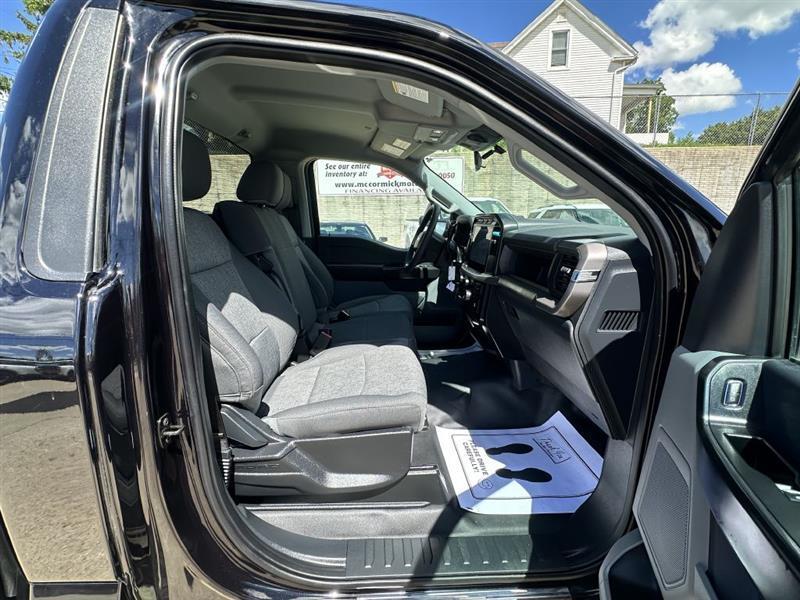 Ford F-150 XL 4WD 2024