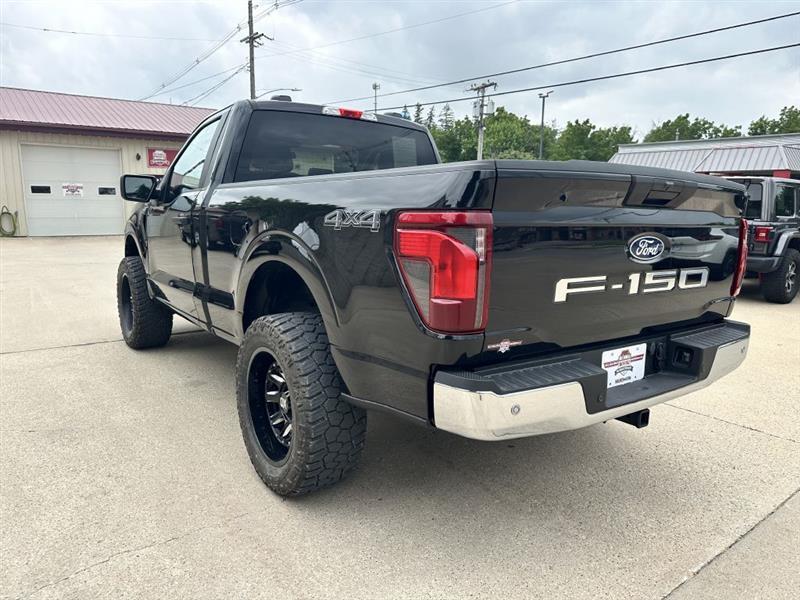 Ford F-150 XL 4WD 2024