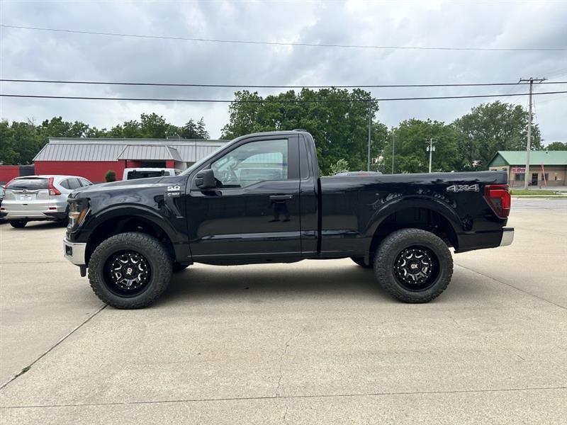 Ford F-150 XL 4WD 2024