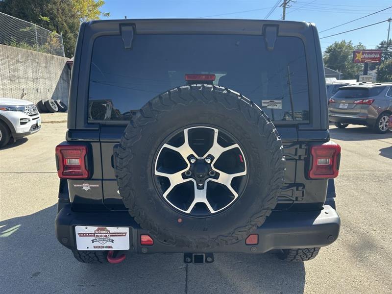 Jeep Wrangler photo 3