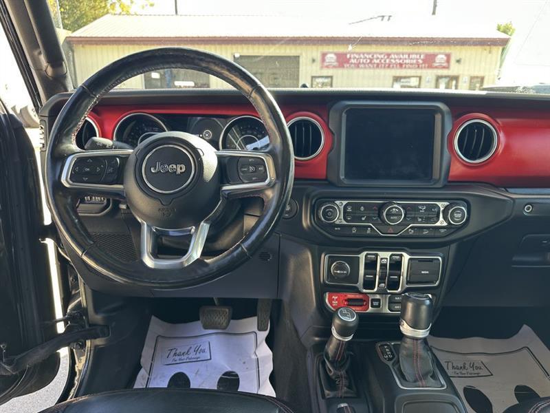 Jeep Wrangler photo 11