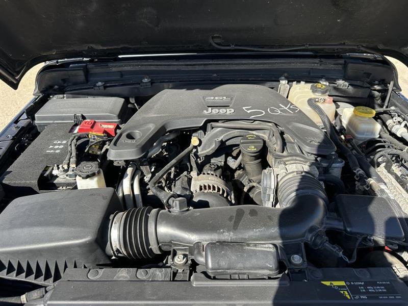 Jeep Wrangler photo 16