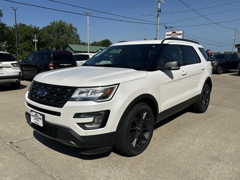 Ford Explorer XLT 4WD 2017