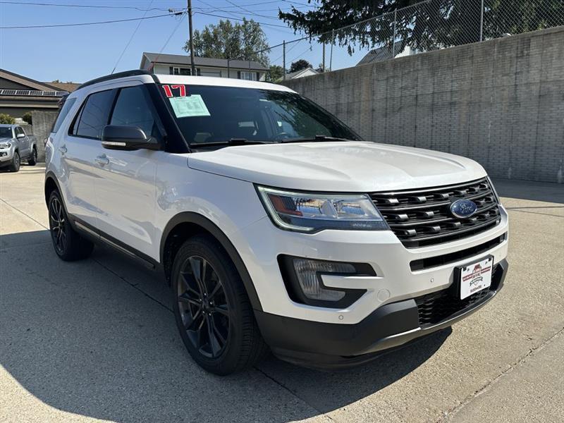 Ford Explorer XLT 4WD 2017