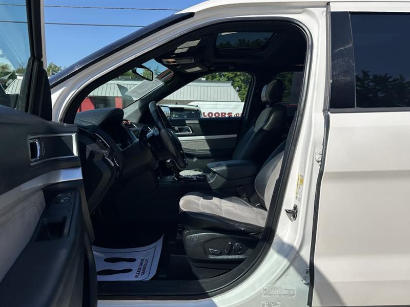 Ford Explorer XLT 4WD 2017