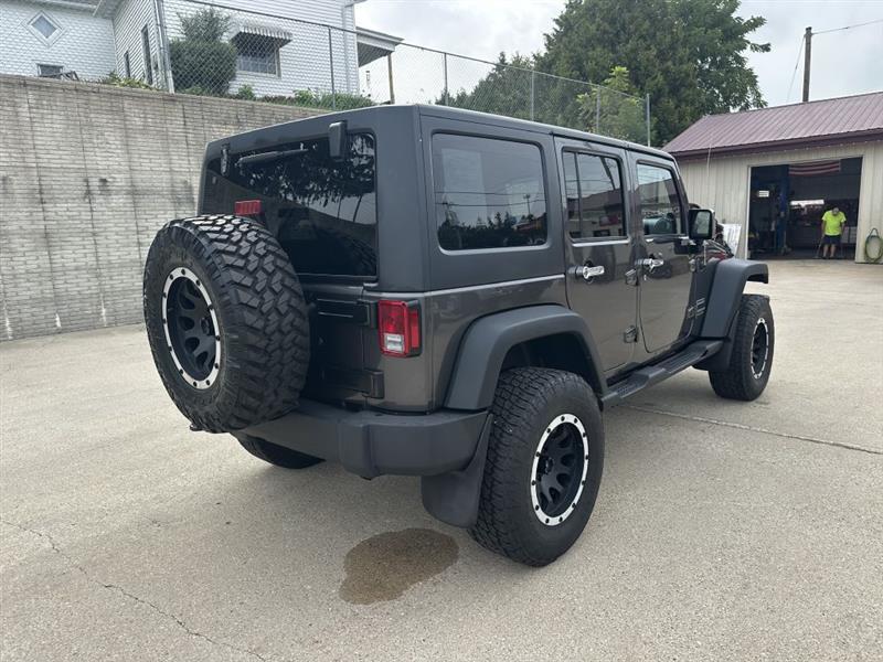 Jeep Wrangler Unlimited Sport 4WD 2014
