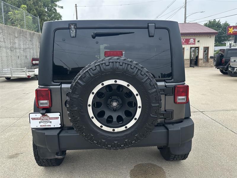 Jeep Wrangler Unlimited Sport 4WD 2014