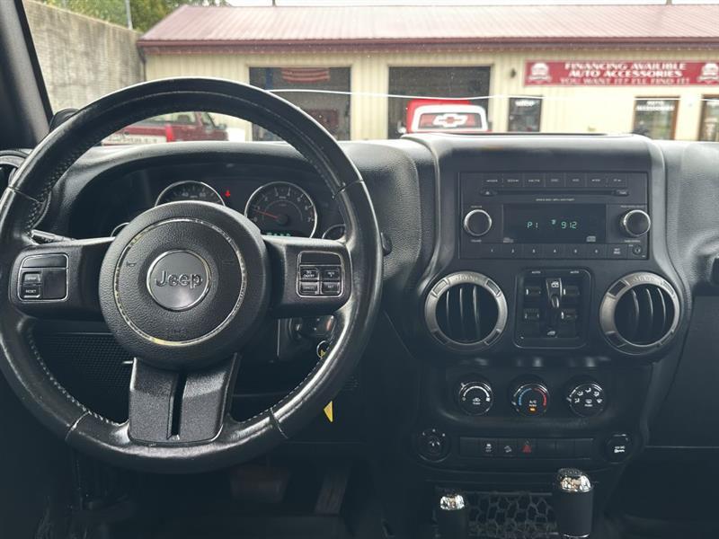 Jeep Wrangler Unlimited Sport 4WD 2014
