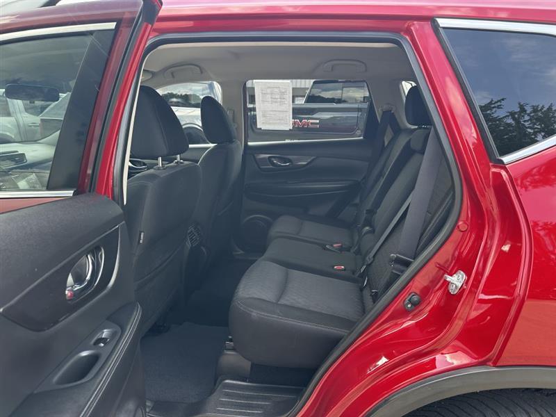 Nissan Rogue SV AWD 2017