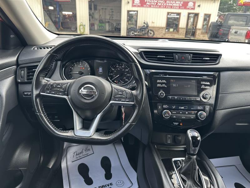 Nissan Rogue SV AWD 2017