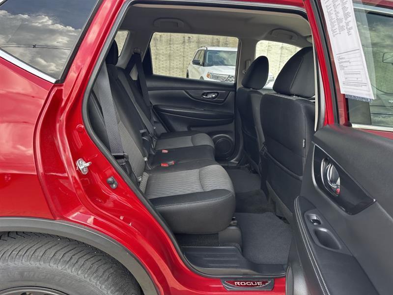 Nissan Rogue SV AWD 2017