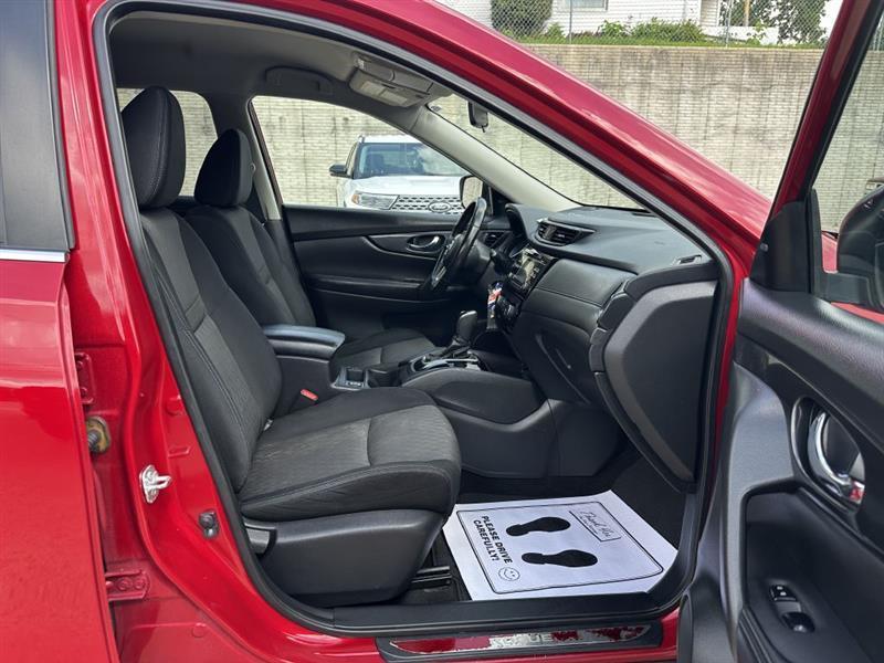 Nissan Rogue SV AWD 2017
