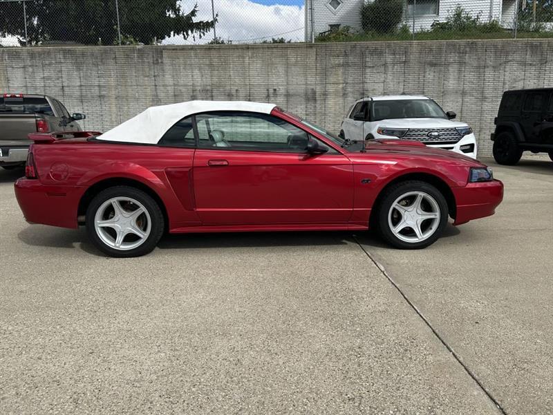 2001 Ford Mustang GT Deluxe Convertible