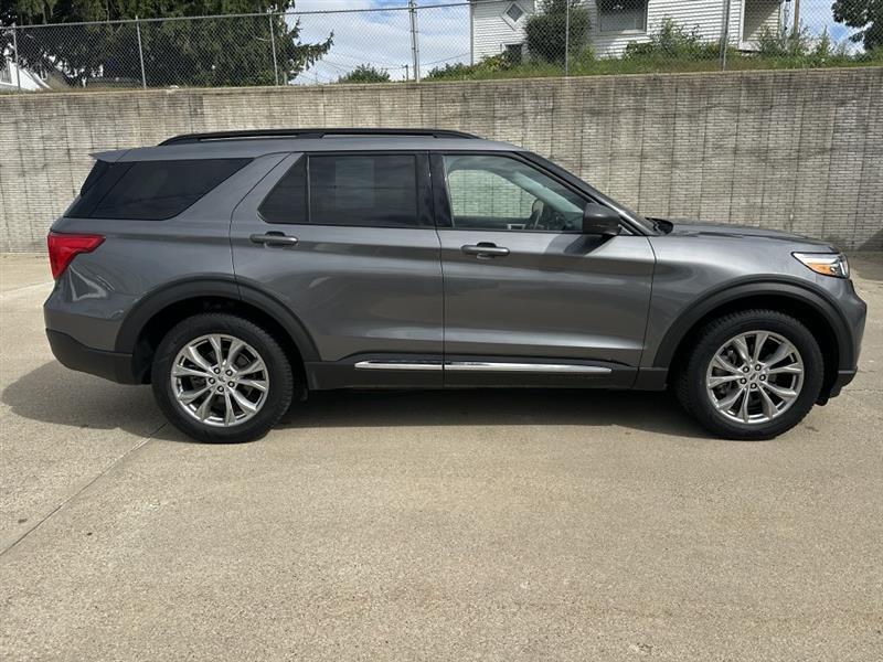 2023 Ford Explorer XLT AWD