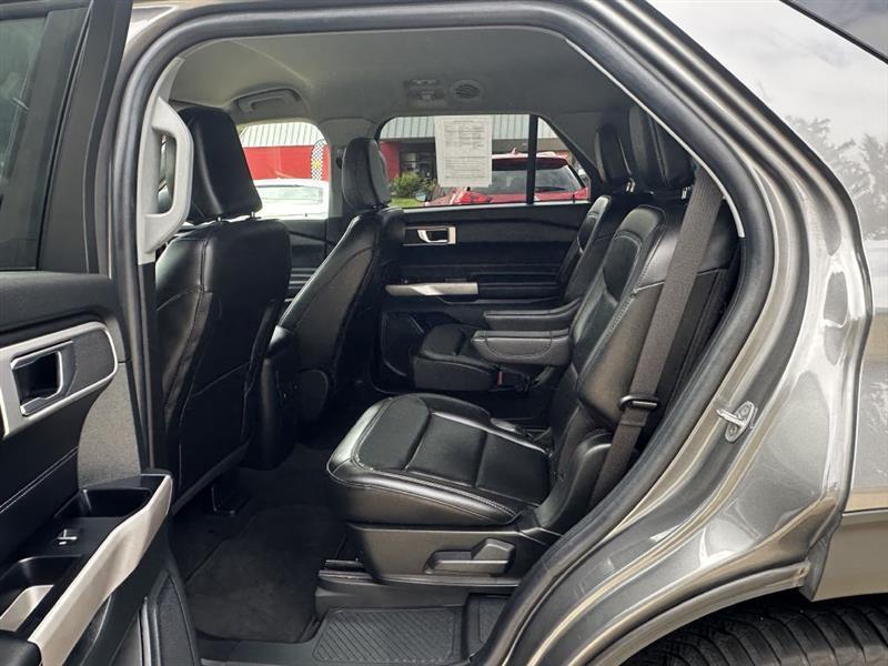 Ford Explorer XLT AWD 2023