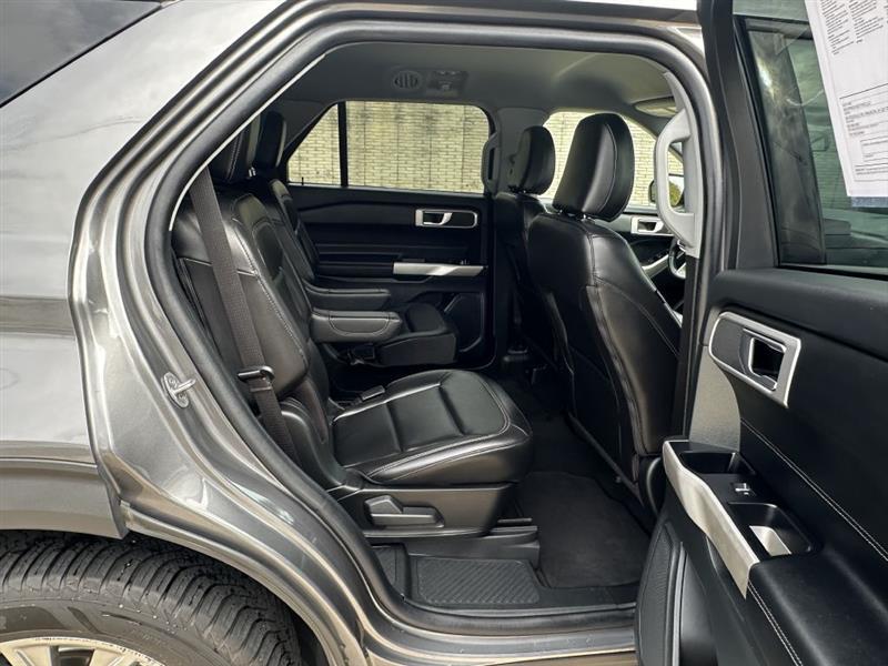 Ford Explorer XLT AWD 2023