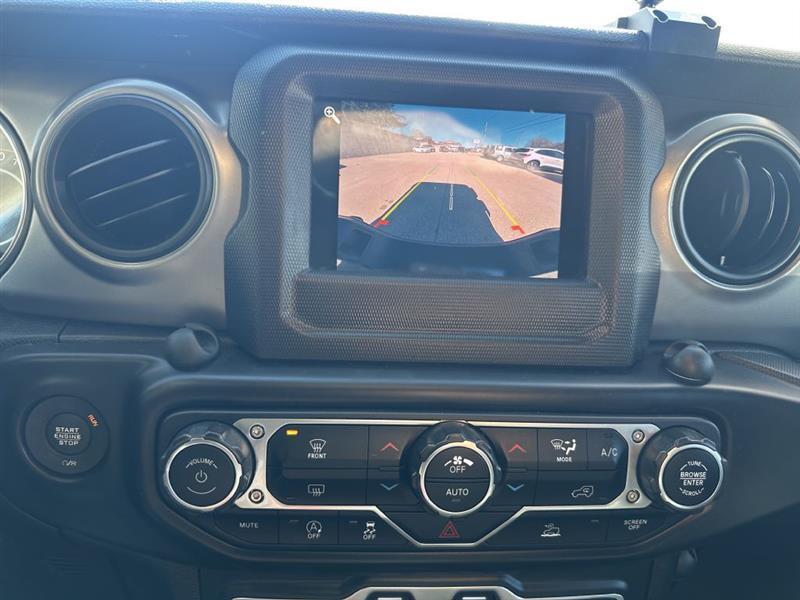 Jeep Gladiator photo 18