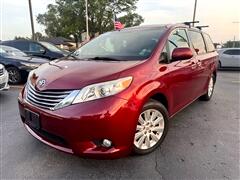 2015 Toyota Sienna  2015 Toyota Sienna