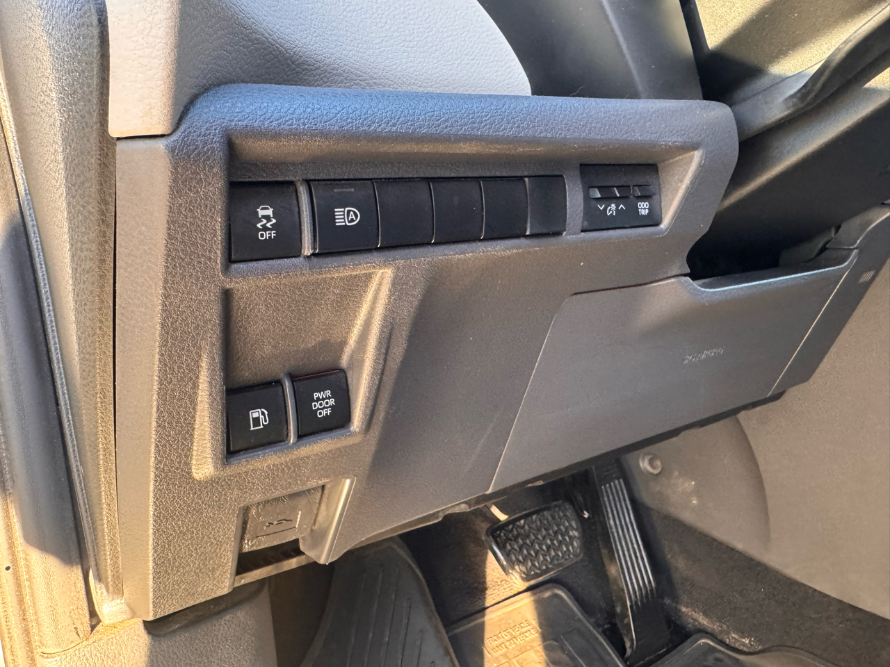 Toyota Sienna LE FWD 8-Passenger (Natl) 2021 Toyota Sienna LE FWD 8-Passenger (Natl) 2021