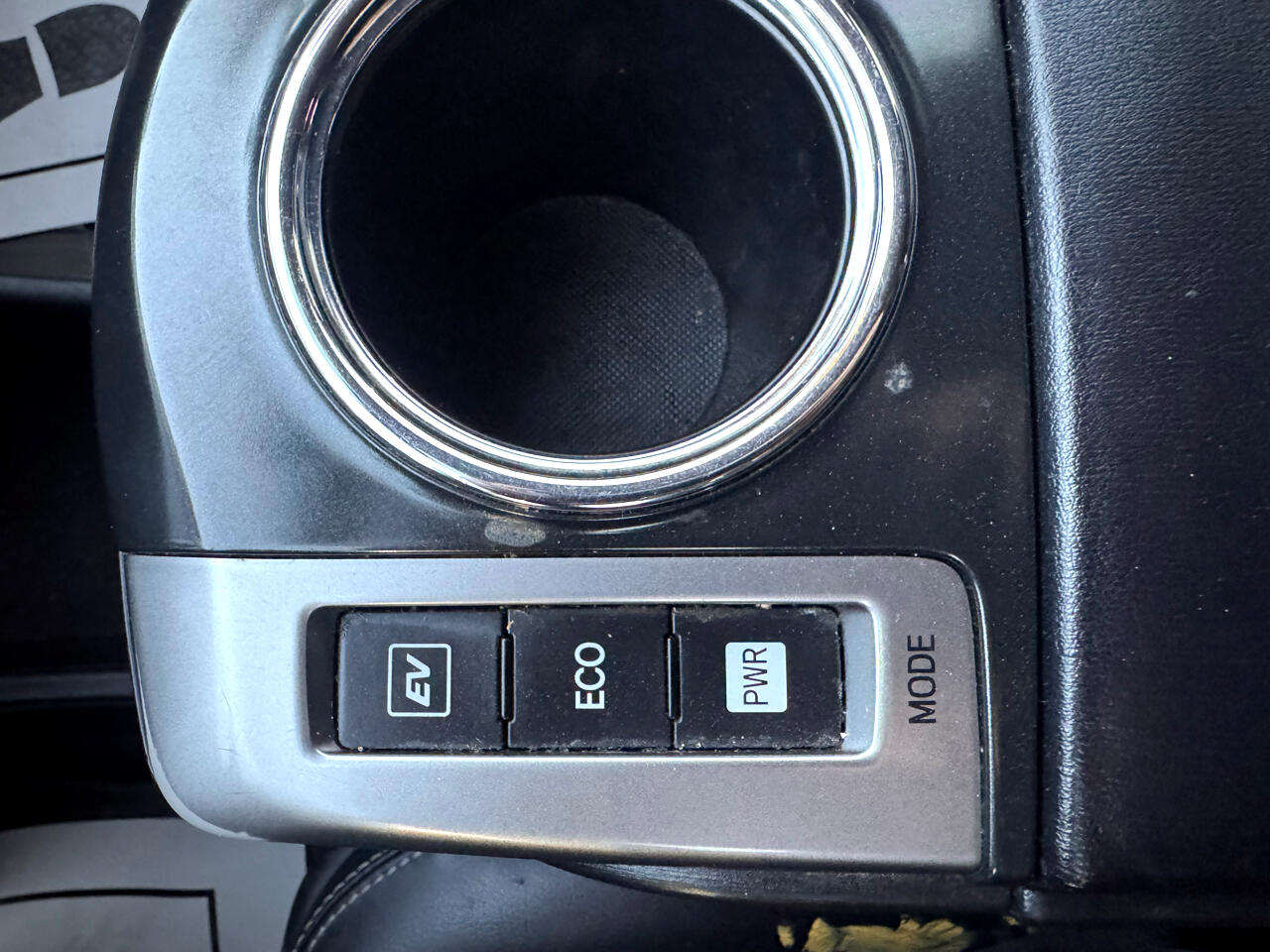 Toyota Prius V Three (Natl) 2017