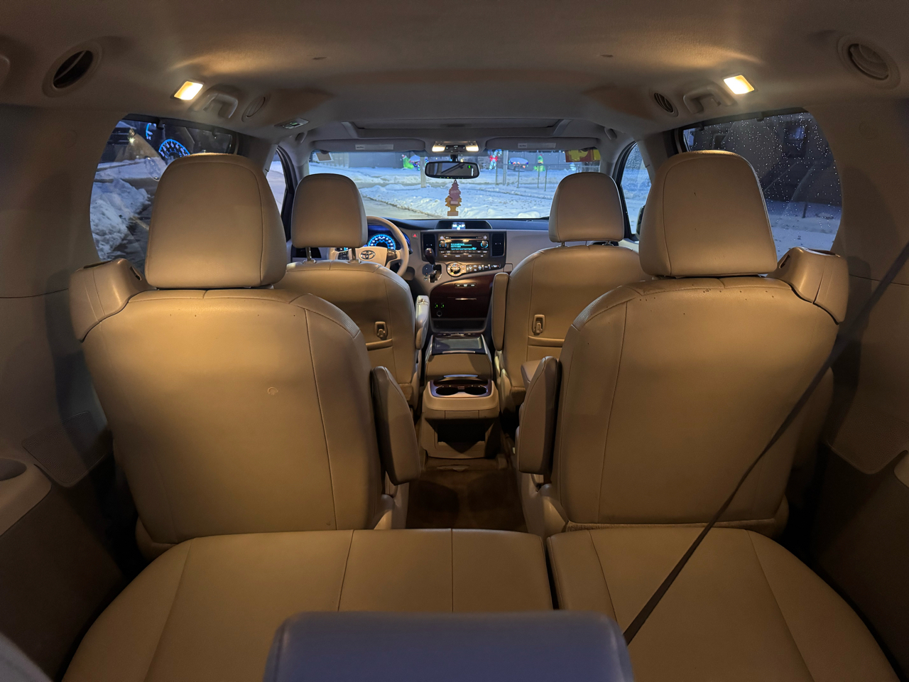 Toyota Sienna 5dr 7-Pass Van V6 Ltd AWD (Natl) 2014