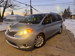 2014 Toyota Sienna 