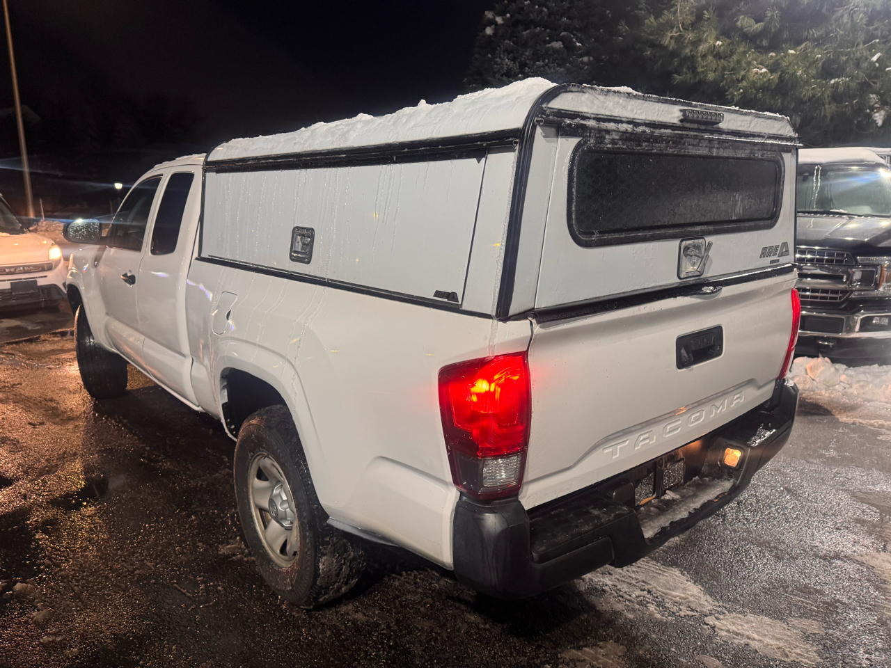 Toyota Tacoma 2WD SR5 Access Cab 6' Bed I4 AT (Natl) 2021