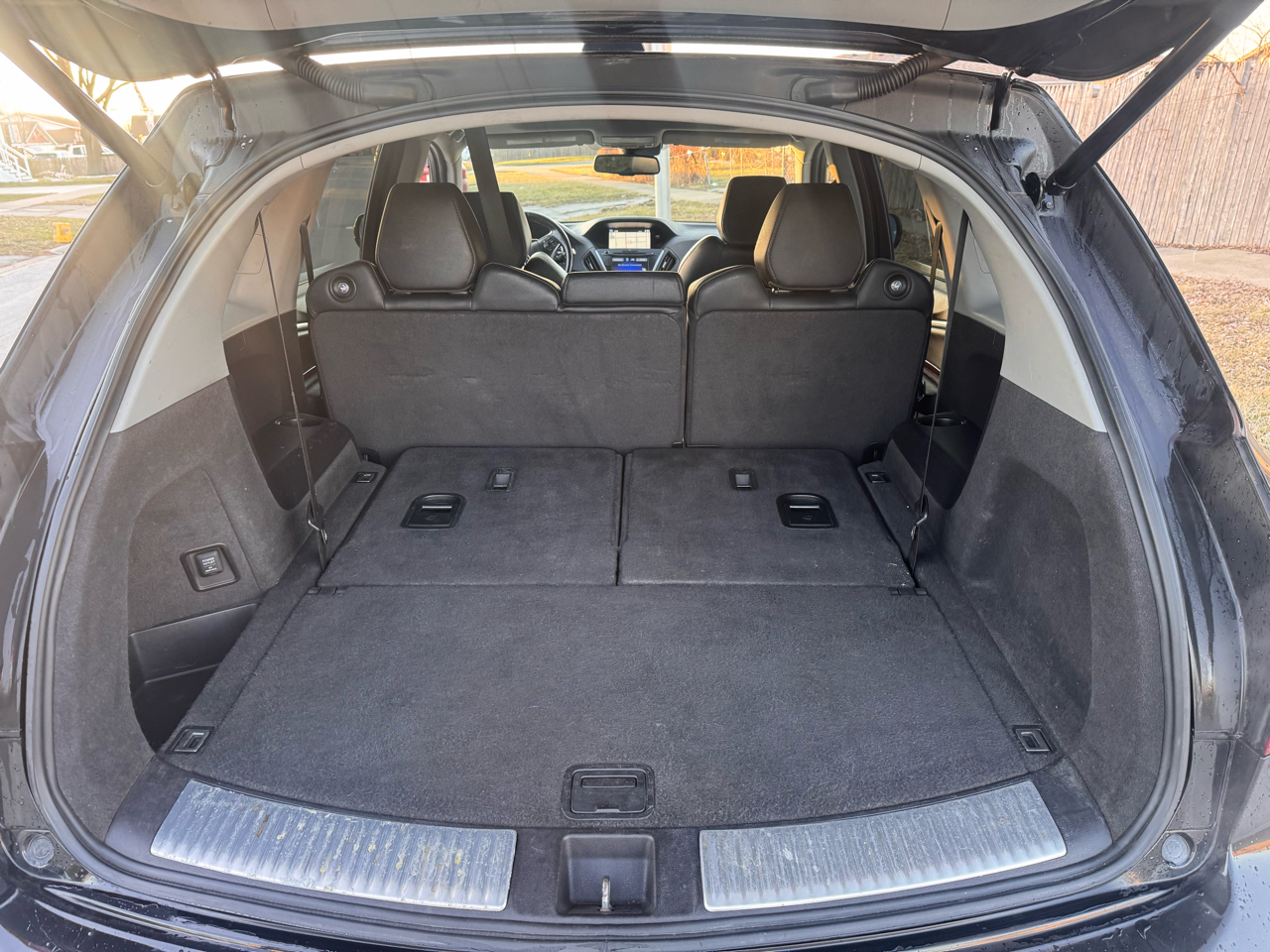 Acura MDX SH-AWD 4dr Tech Pkg 2015