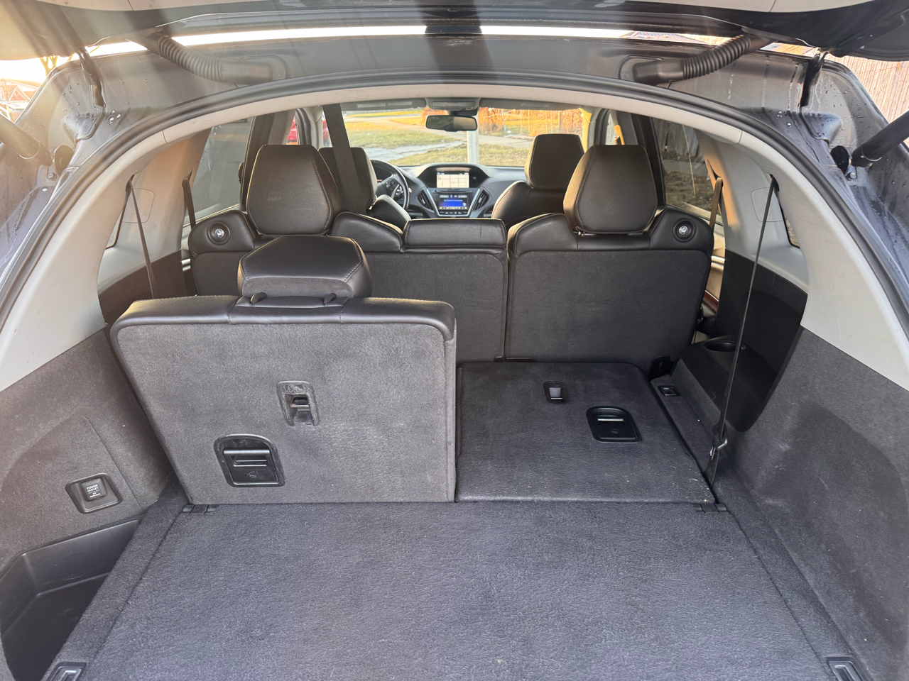 Acura MDX SH-AWD 4dr Tech Pkg 2015