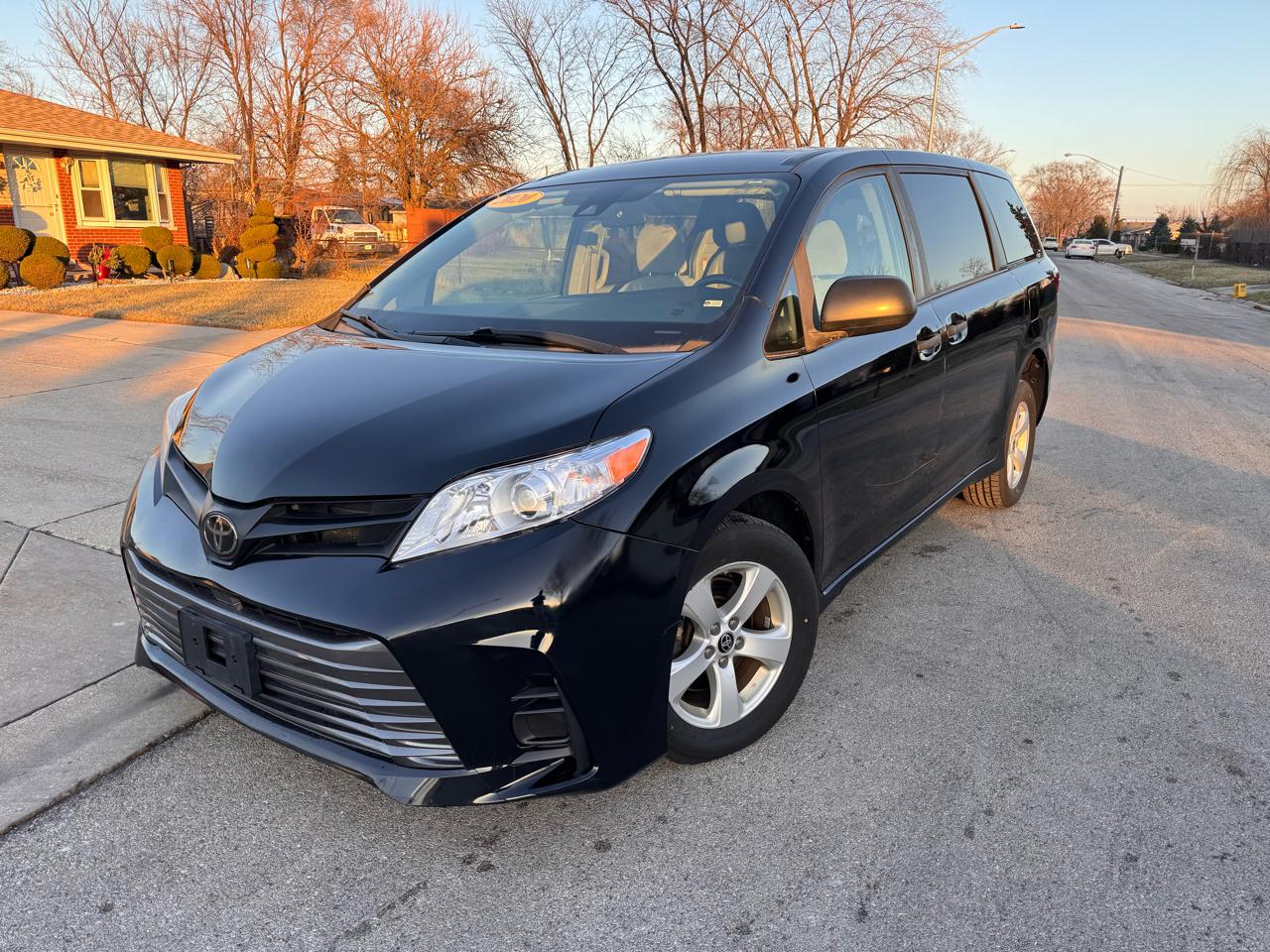 Toyota Sienna L FWD 7-Passenger (Natl) 2020