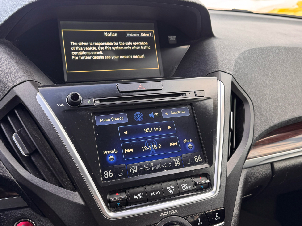 Acura MDX SH-AWD 4dr Tech Pkg 2014