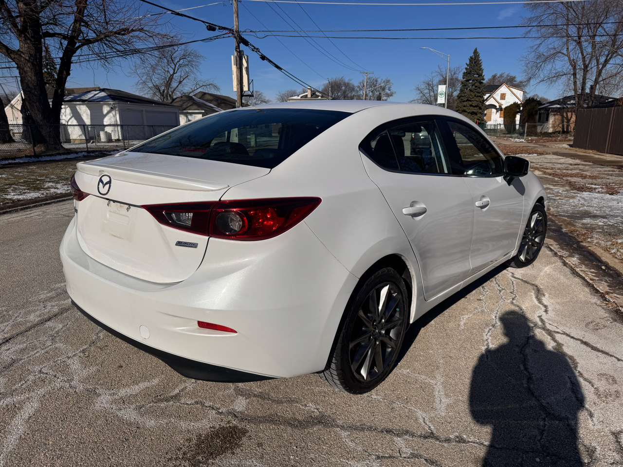 Mazda Mazda3 4-Door Touring Auto 2018