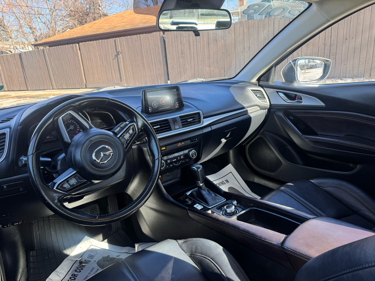 Mazda Mazda3 4-Door Touring Auto 2018