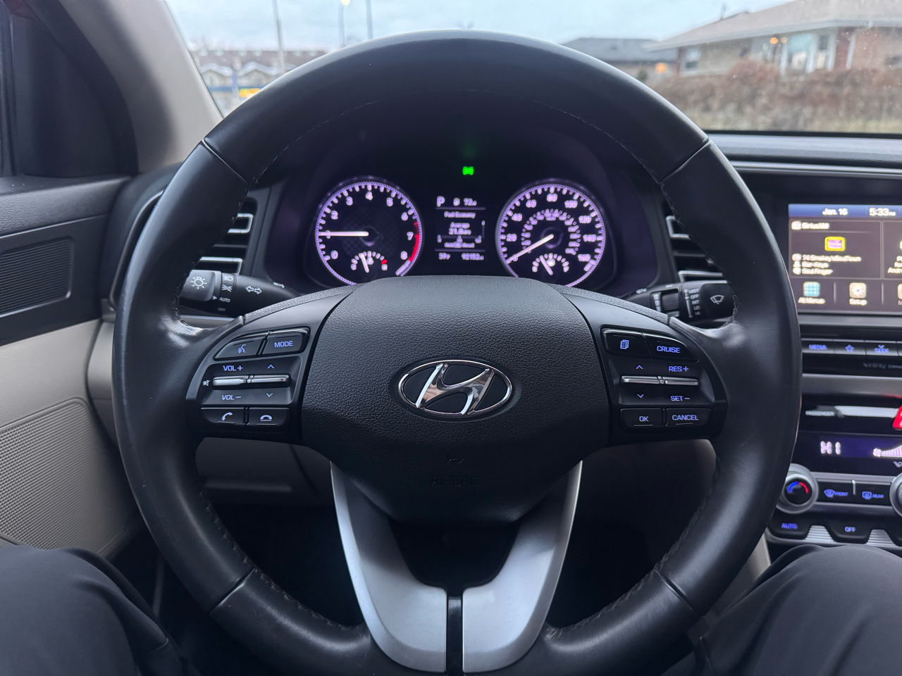 Hyundai Elantra Limited Auto 2019