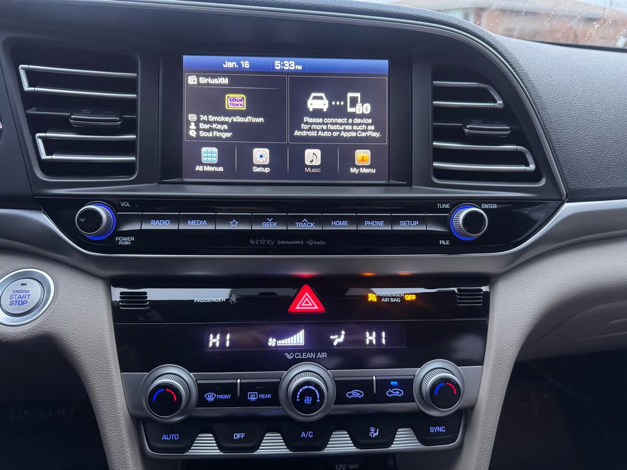 Hyundai Elantra Limited Auto 2019