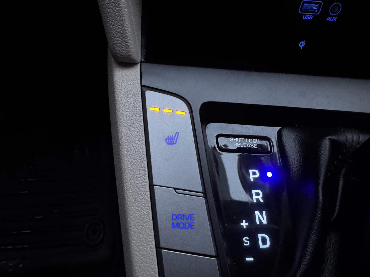 Hyundai Elantra Limited Auto 2019