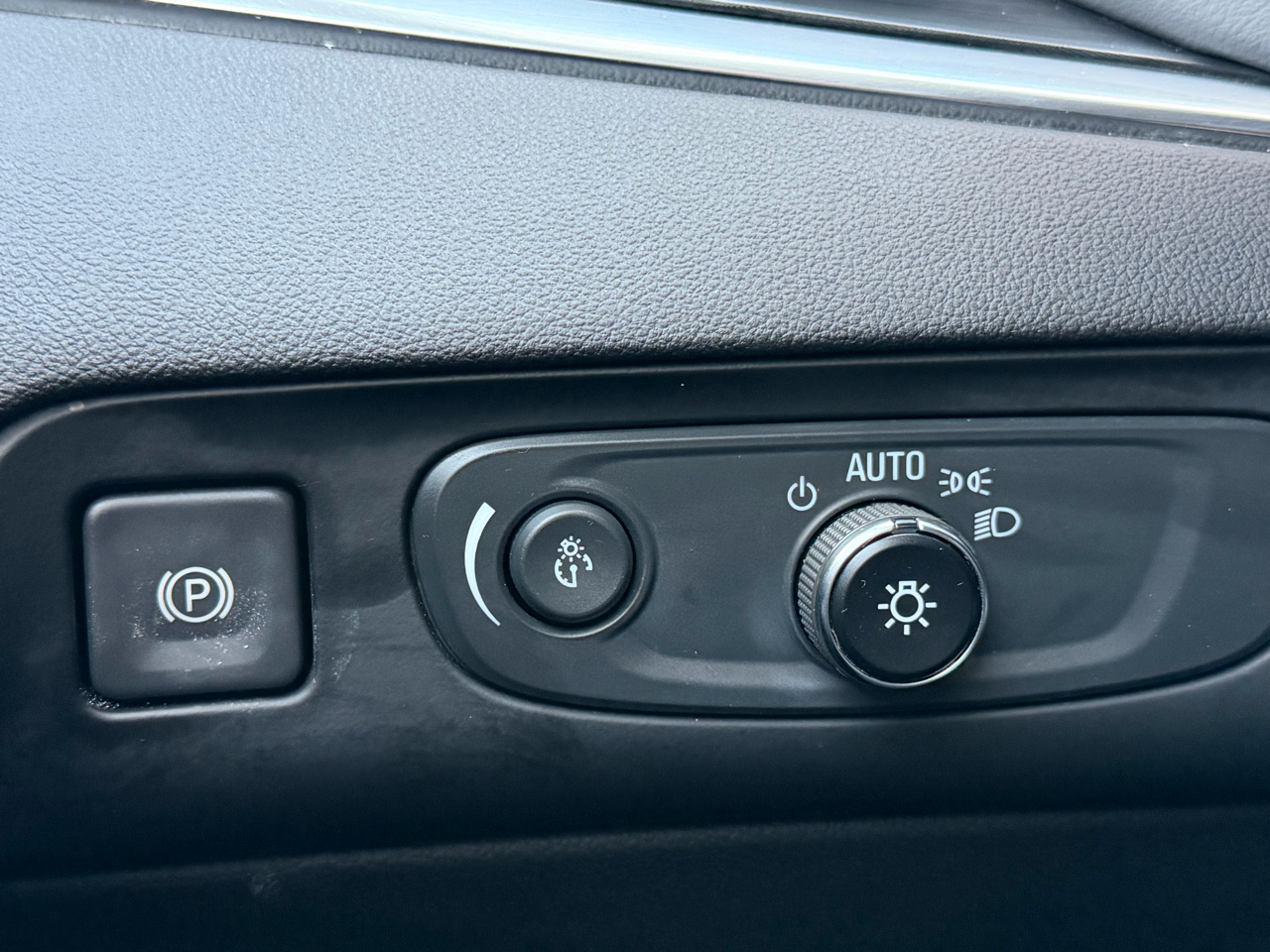 Buick Enclave FWD 4dr Premium 2021