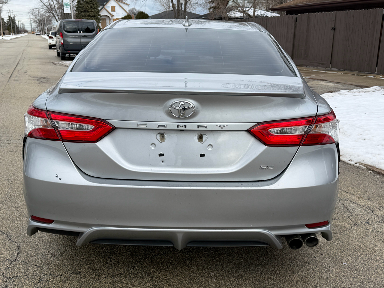 Toyota Camry SE Auto (Natl) 2020