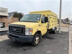 2019 Ford E-Series Cutaway 