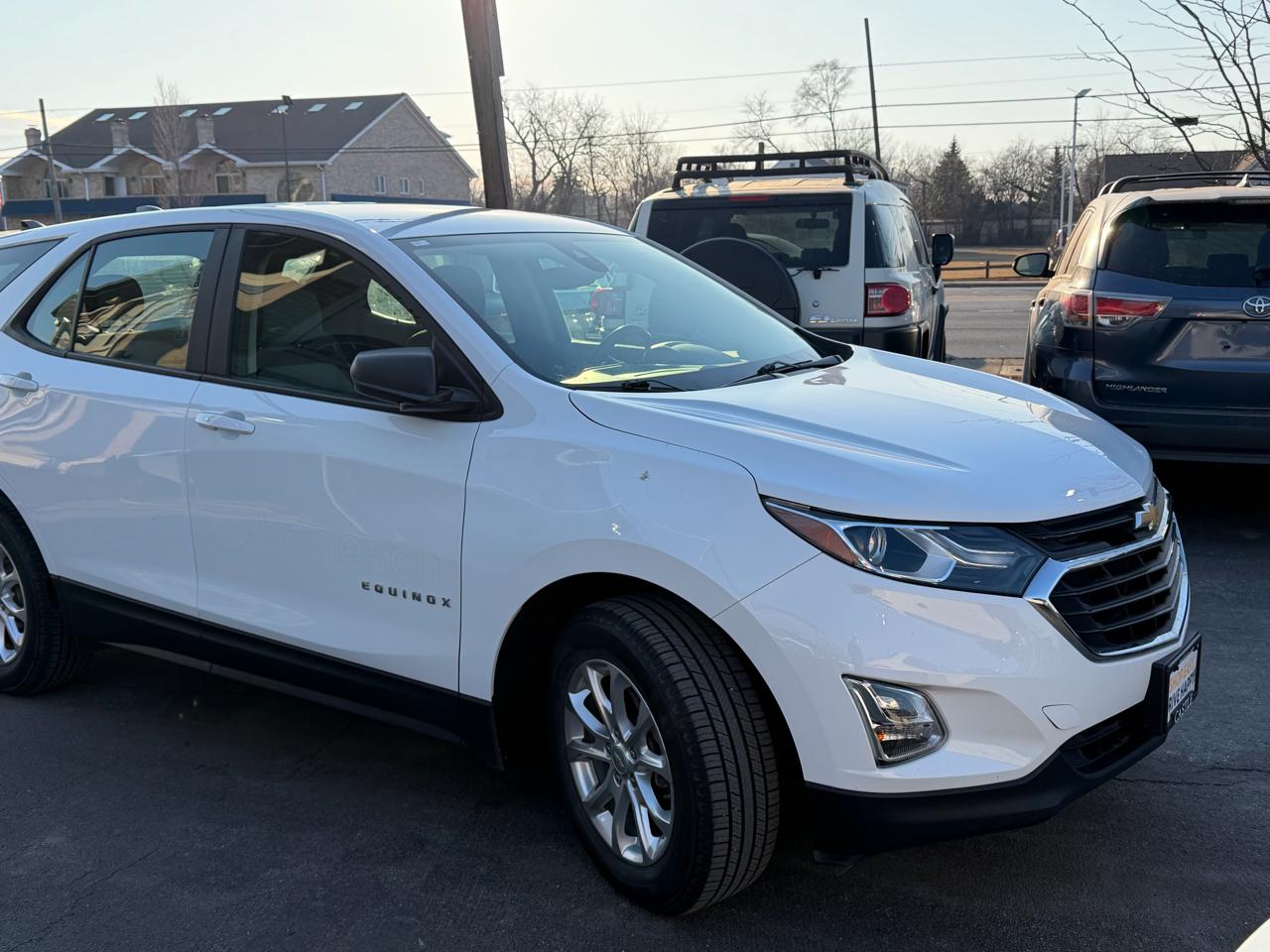 Chevrolet Equinox FWD 4dr LS w/1FL 2020