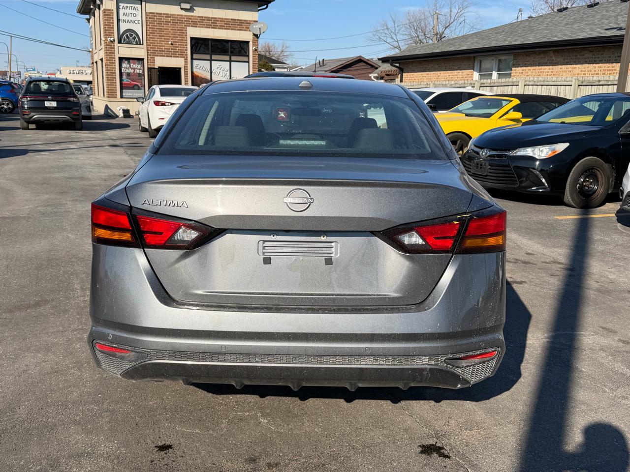 Nissan Altima SV FWD 2025