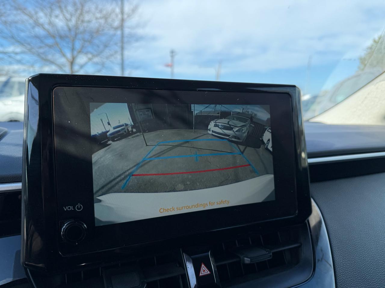 Toyota Corolla LE CVT (Natl) 2025